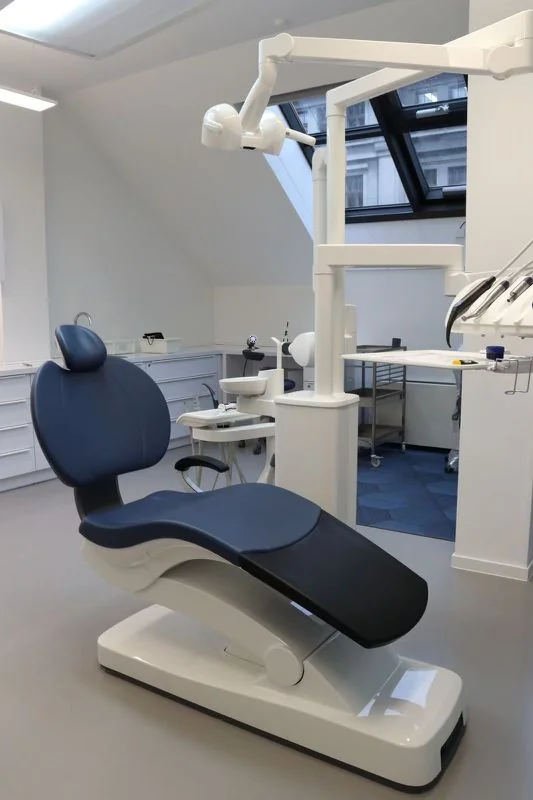 Moderní zubní ordinace Prague Healthcare pro přesné ošetření